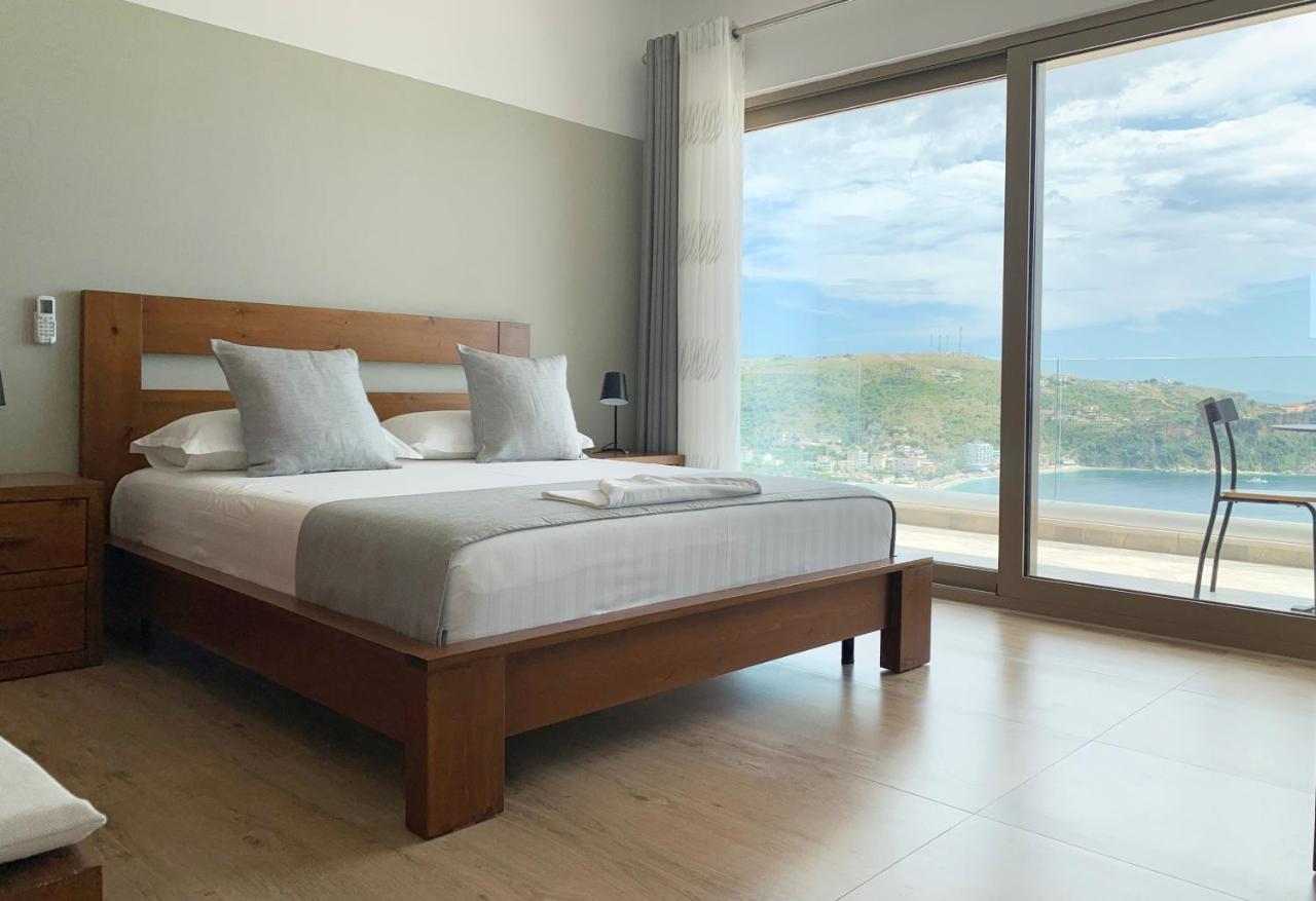 Vila 8 Hotell Himare Eksteriør bilde